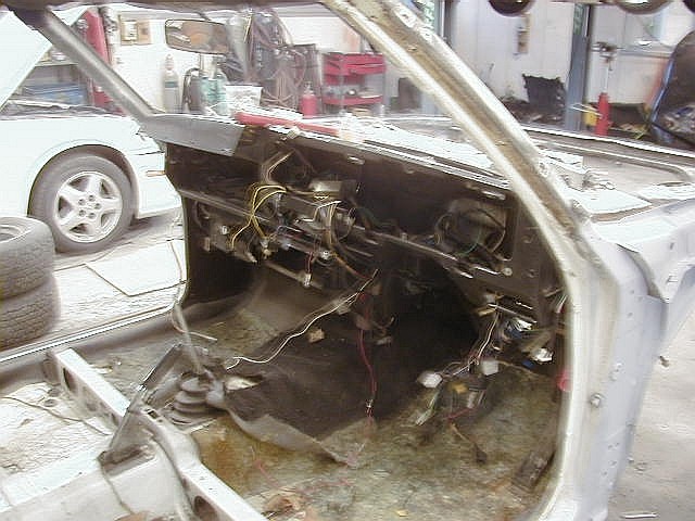 パーツの取外作業3